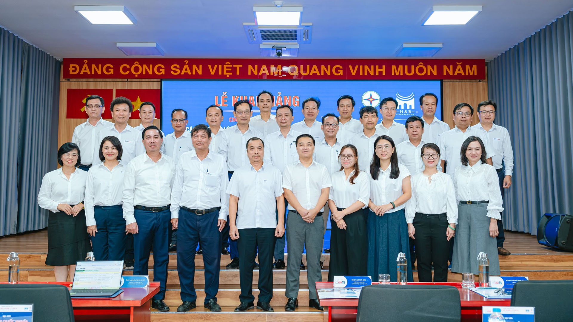Khai giảng khoá đào tạo dành cho cán bộ quản lý cấp 2 khu vực miền Nam năm 2026